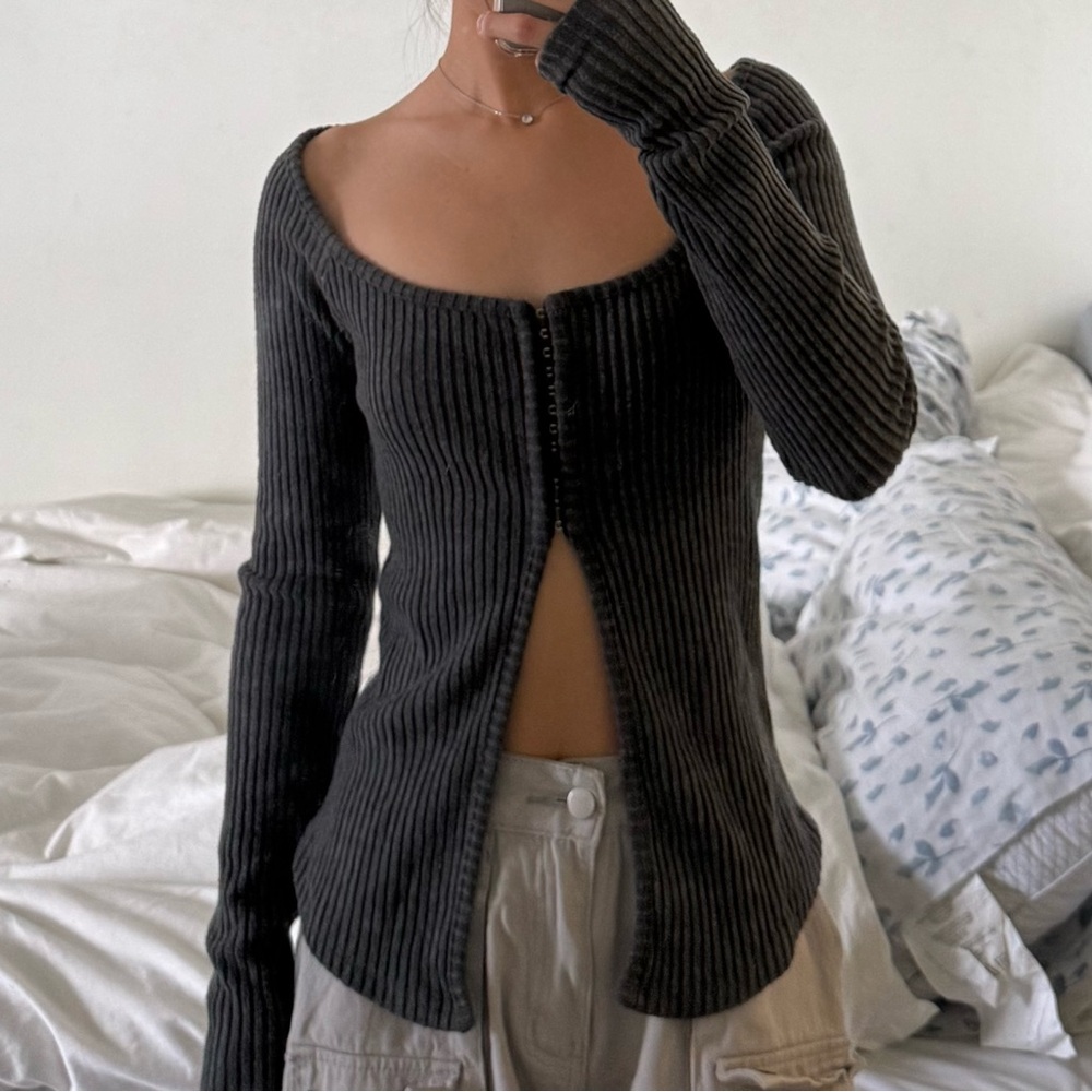 Joah Brown Ribbed Long Sleeve